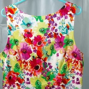 Floral fitted dress